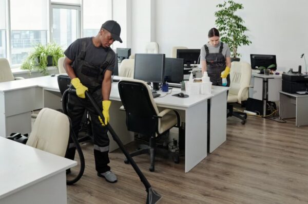 commercial cleaning staff UK