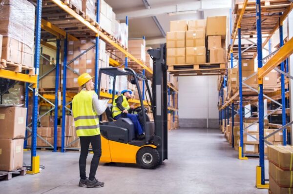 warehouse worker UK